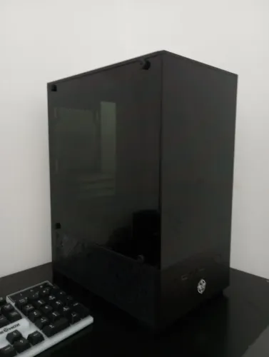 Gabinete TGT Custom Insulfilm 