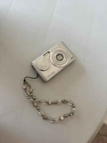 cybershot 12.1 mp