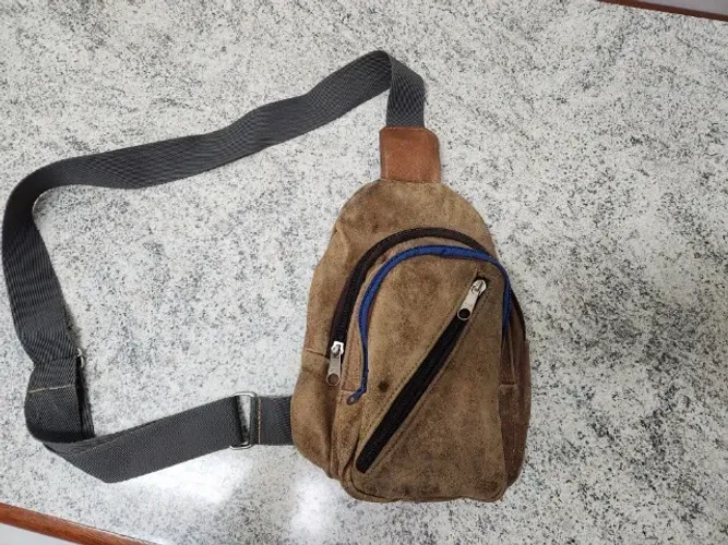 Bolsa transversal de ombro couro