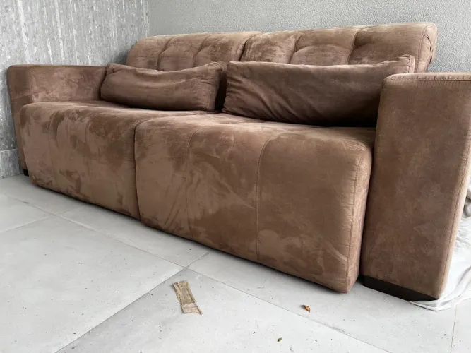 Sofa retrátil com inclinação