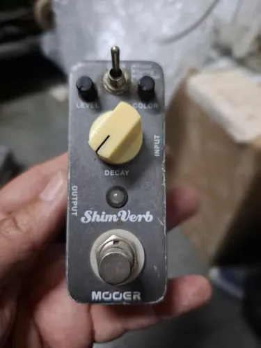 Pedal Shimverb Mooer de Shimmer e Reverb
