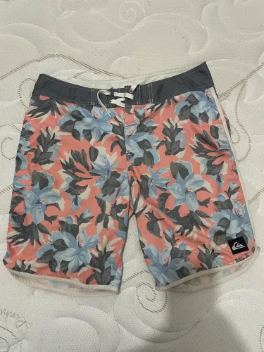 Bermuda original Quiksilver Tamanho 42 