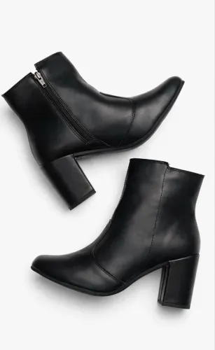 Bota preta