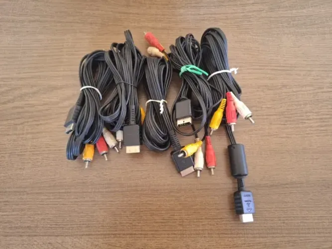 Lote com 5 cabos originais playstation 2