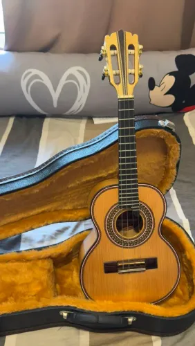 Cavaco luthier Baiano 2019 / faia com tampo em pinho