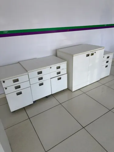 Armários escritório para doação - CENTRO TIJUCAS - SC