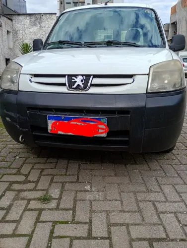 Peugeot Partner Van 1.6 Flex 16V 5P 2011