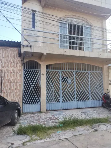 Apto de 1 quarto com garagem para Moto