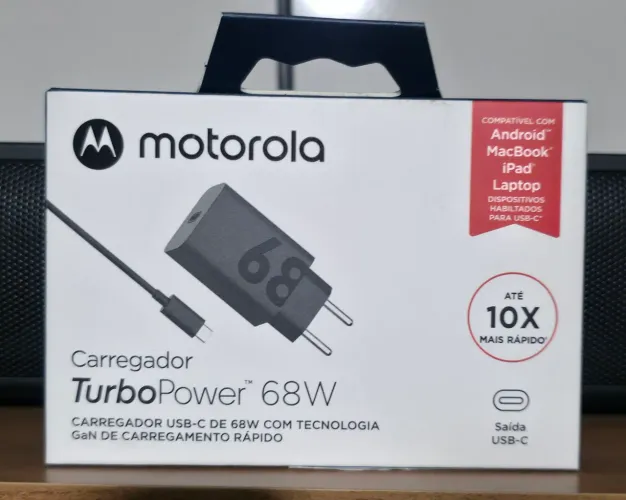 Carregador Motorola 68W TurboPower (cabo Usb-C incluso)