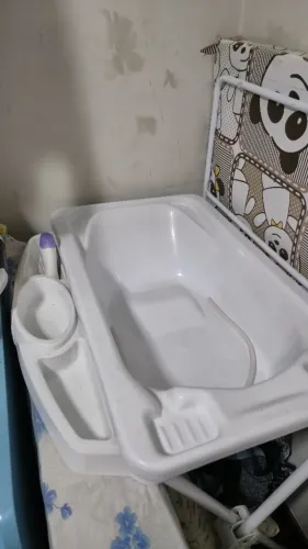 Trocador + Banheira dois em um ! Altura excelente para evitar dor nas costas RS150