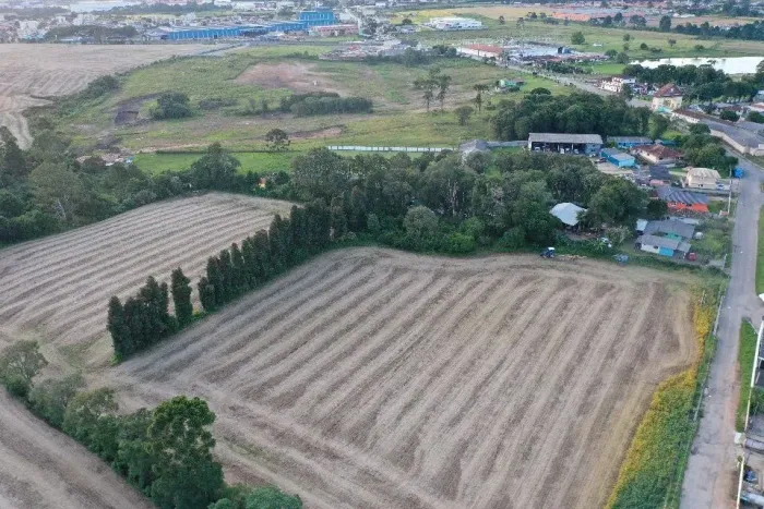 ALUGUEL PÁTIO/ TERRENO COMERCIAL.