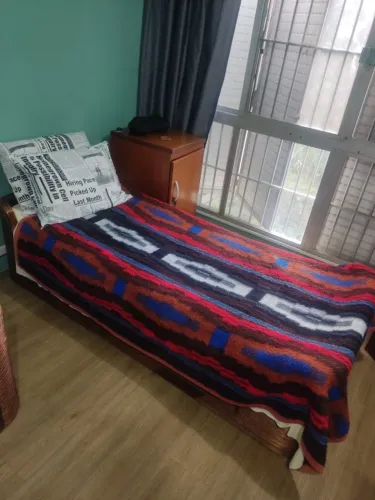 Cama Artefacto - Baú Solteiro - Mogno E Rattan | 2 Gavetas Marrom Rattan (Usado)Cama Artef