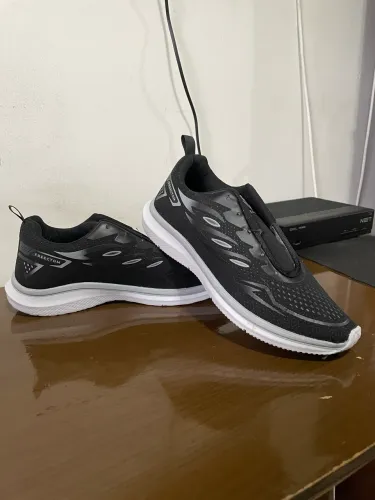 Tênis de Corrida ou Lazer