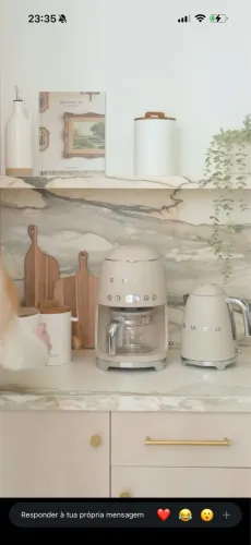 Cafeteira smeg nova 110 V / cor creme fosca um sonho lançamento na smeg