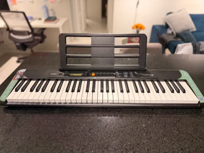 Teclado Casio CT-S200 bk novíssimo