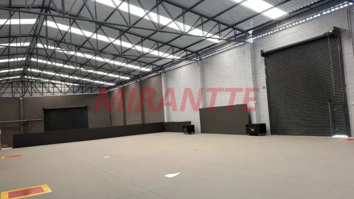 Galpao de 1800m² em VILA MACHADO