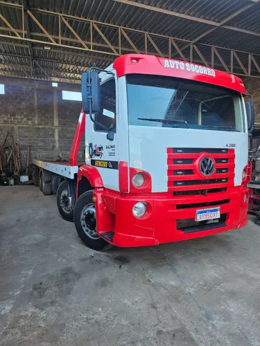 Caminhão 24-280  Bitruk 