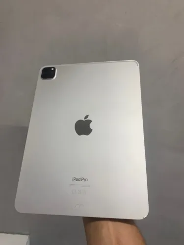 iPad Pro 4 Gen - M2 512 GB ( Prata )