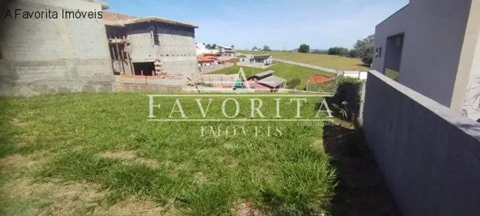 Terreno 600m² no Condomínio Flamboyant - Lazer e Segurança