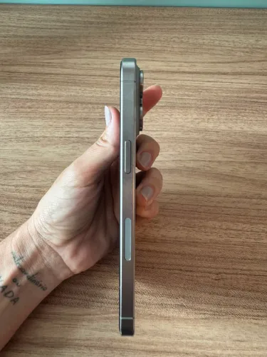 O iPhone 15 pro Max mais novo da Olx
