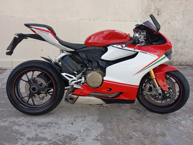Moto ducati top.