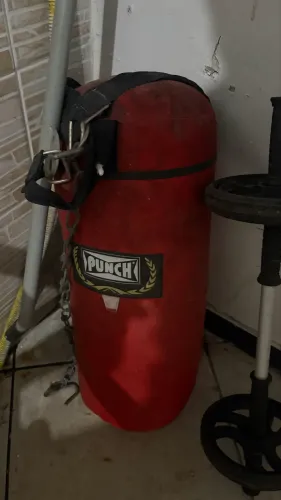 Saco de pancada (boxe) - punch - 60cm cheio
