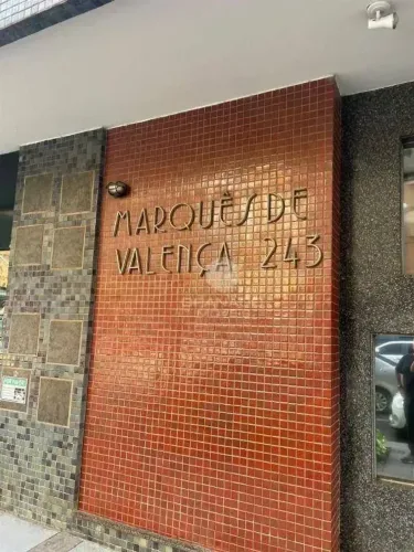 Apartamento com 4 dormitórios à venda, 270 m² por R$ 1.000.000,00 - Zona 01 - Maringá/PR