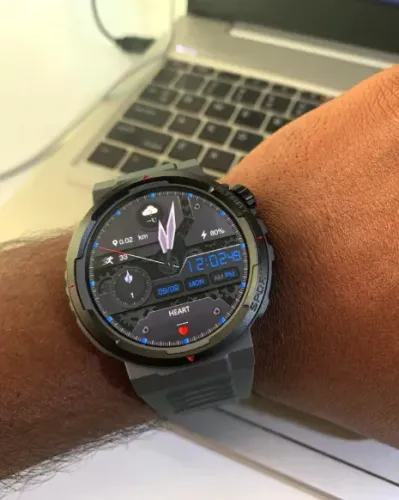 Ares 3 PLUS com garantia. Faz chamada, tira foto, conexão com instagram e whatsapp.