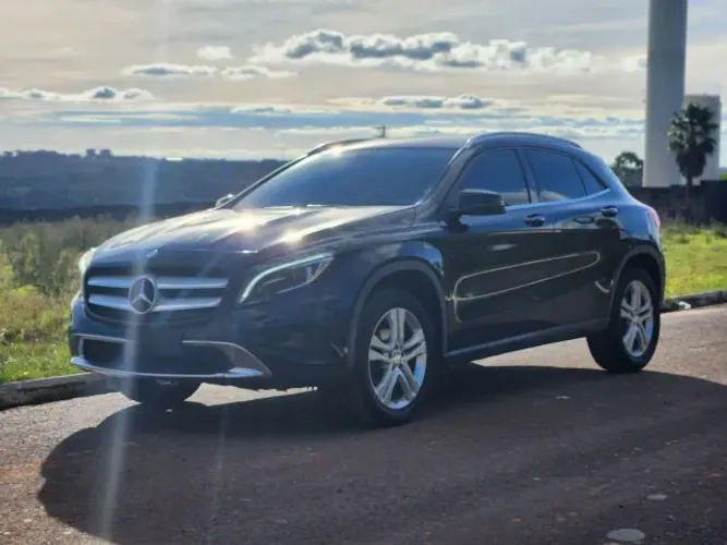 Mercedes-Benz GLA-200 GLA 200 Night 1.6. TB 16V Flex Aut. 2017