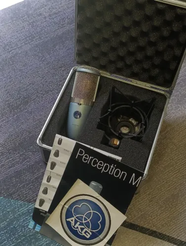 Microfone Condensador AKG 420 Perception