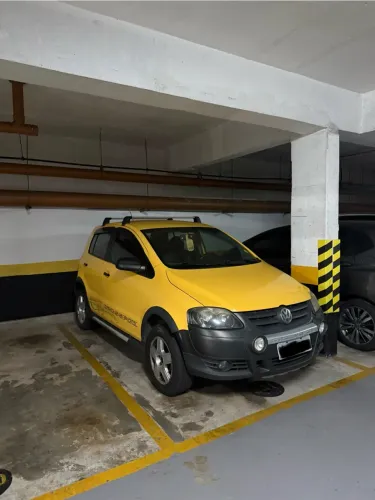 Volkswagen Crossfox 1.6 MI Total Flex 8V 5P 2009
