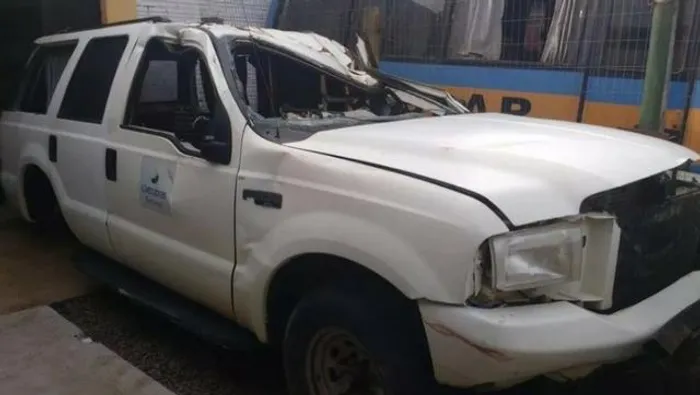 Peças F250 F-250 Sucata F250 F-250 Ano 2001 Para venda de peças