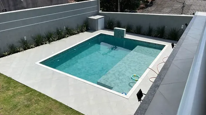 Venda/Troco CASA - Saquarema-RJ, bairro Bacaxá, 3 dormitórios, sendo 1 suíte, 3 ban, 3 va
