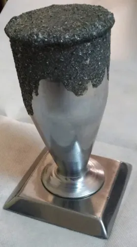 Escultura em Aluminio "Sarquis Samara".