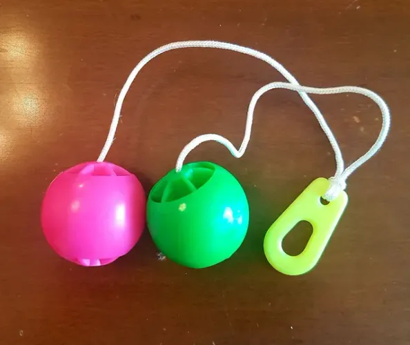 Moldes para injeção Plástica. Yoyo profissional e Bat Bat