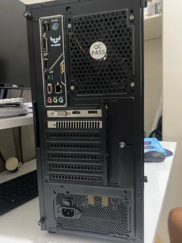 Computador Ryzen 7 2700- 16gb Ram- 1,5TB SSD