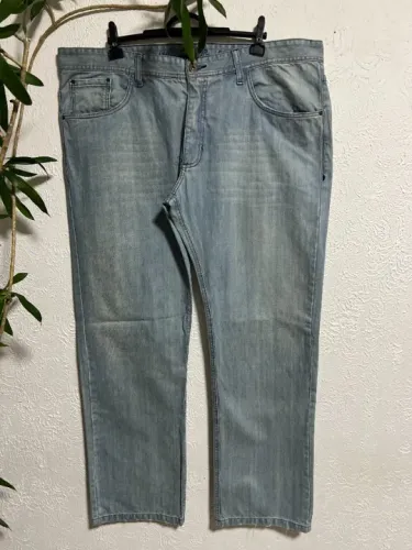 Calça masculina tamanho 52