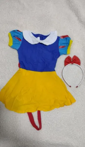 Fantasia Branca de Neve 