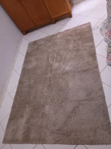 Tapete novo 2.00m x 1.40m.