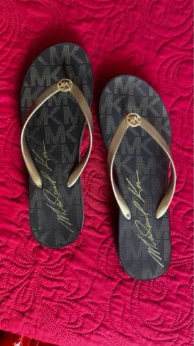 Chinelo Michael Kors