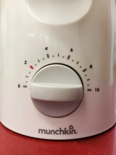 aquecedor de mamadeiras Munchkin  - time saver bottle warmer