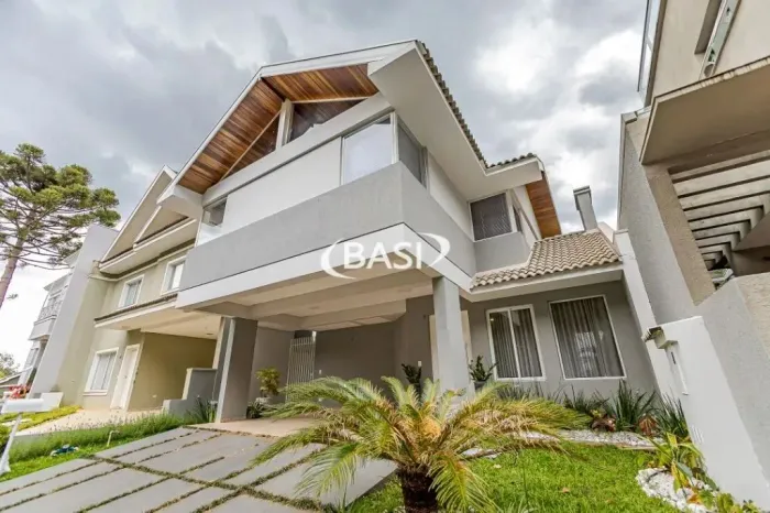 Casa toda mobiliada no condomínio Brazville com ampla área de lazer