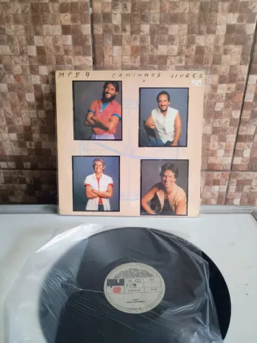 Disco de Vinil MPB4 - Caminhos Livres