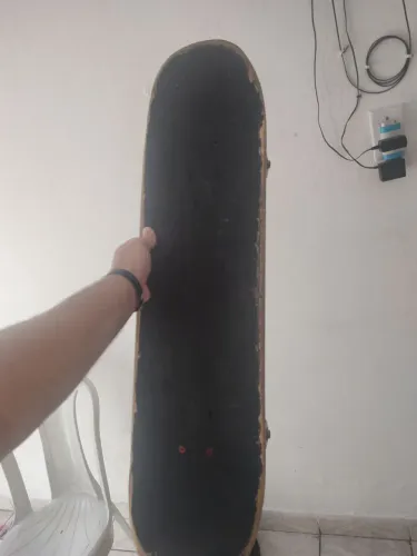 Skate Completo Profissional - Shape Kronik + Truck Bravo + Red Bones