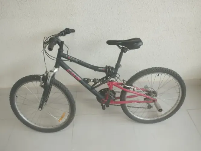 Bicicleta Caloi shok 21v aro 24 Full suspension