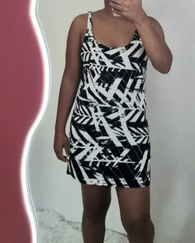 Vestido curto preto e branco Osklen 