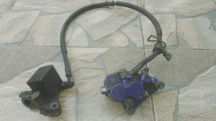 Sistema de freio a disco - dianteiro- Moto Fazer 250