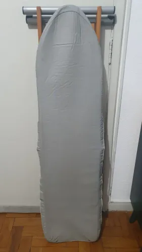Mesa de Passar Roupa - Usada
