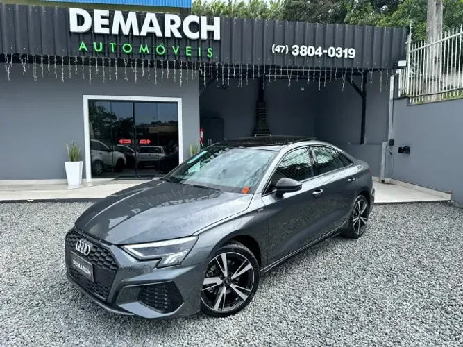 Audi A3 Sedan S-line 2.0 TFSI S-tronic 2023