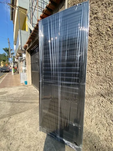 QUEIMA DE ESTOQUE - PORTA ALÚMINIO PRETO 2.10X60,70 OU 80CM